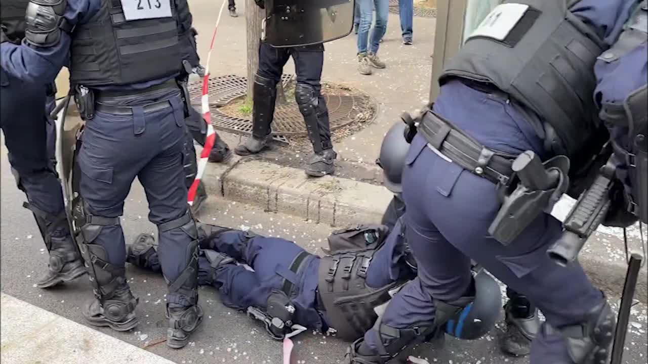 تظاهرات في فرنسا (1)